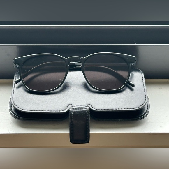 Saint Laurent Paris sunglasses NWOT YSL - Picture 3 of 4